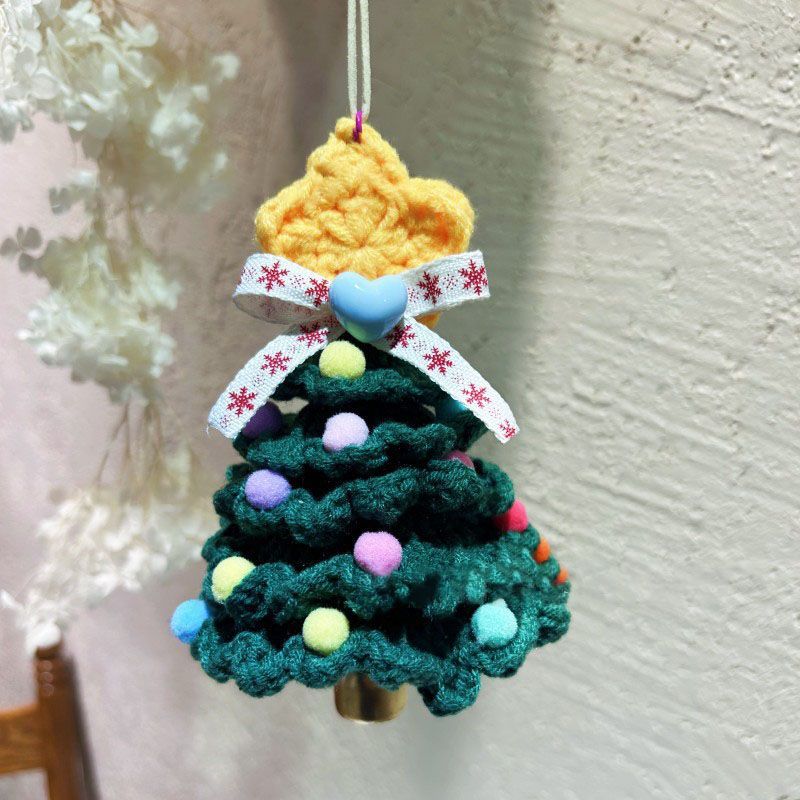 Cute Crochet Christmas Tree Keychain – Handmade Holiday Gift